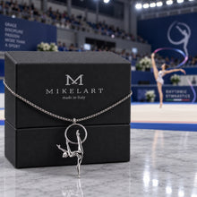 Colgantes gimnasta rítmica , Joya gimnasia rítmica ARO – EQUILIBRI EN SPLIT DE PIE CON TRONCO HORIZONAL