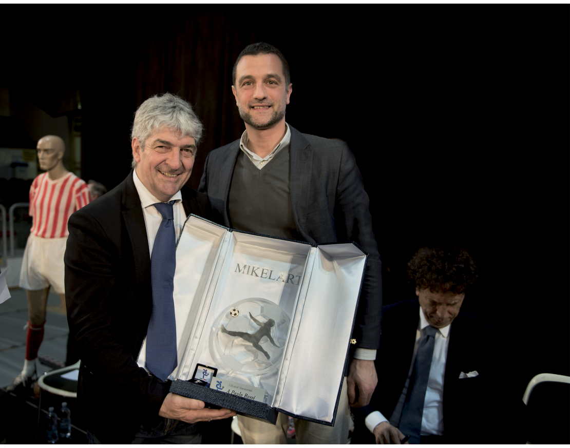 Premio a Paolo Rossi